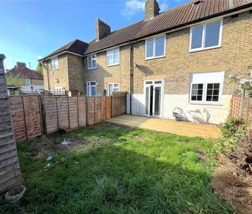 3 bedroom terraced house to rent - Photo 2