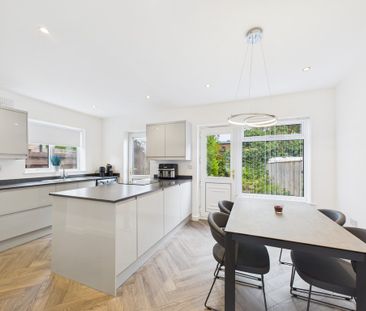 3 Bedroom Semi-Detached House - Photo 1