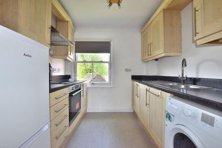 2 bedroom apartment to rent - Photo 2