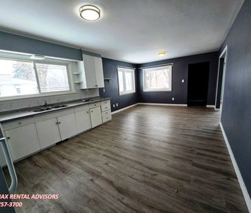 UPPER 10668 96 Street - Photo 1