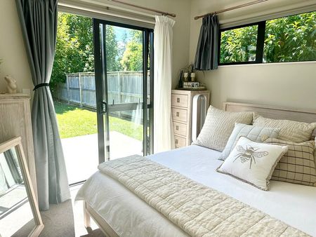 Brilliant 2 YEARS new house-minor dwelling - Photo 5