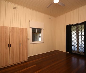 Large 4-Bedroom Home - Photo 2