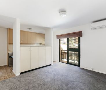 108 McElhone Street, Woolloomooloo NSW 2011 - Townhouse For Rent | ... - Photo 2