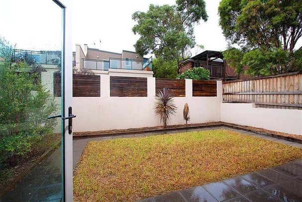 Modern Coastal Living - Freshly Renovated Townhouse - Photo 1