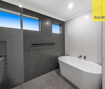 FOR LEASE | 14 Valley Road, Campbelltown NSW 2560 - Photo 6