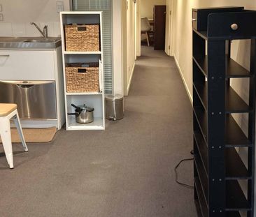 2 bedroom unit secluded from common area - Photo 2