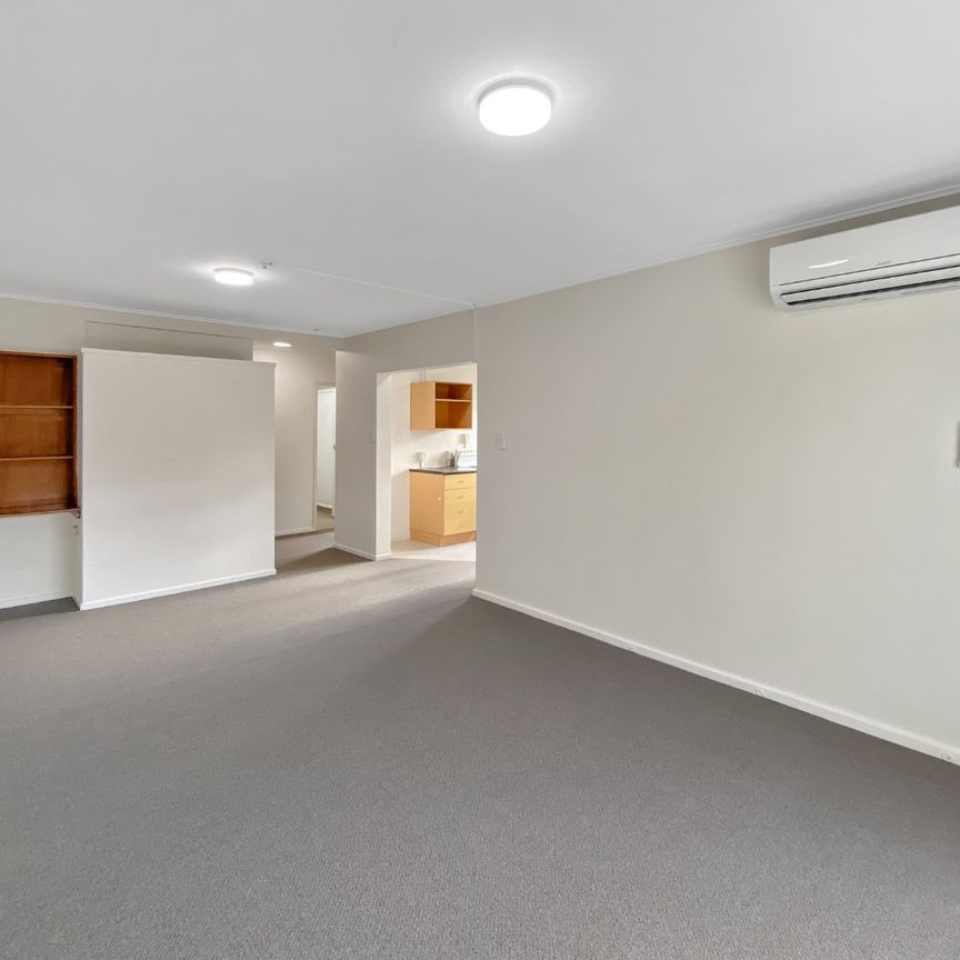 Riverside Gardens Apartment - Photo 1