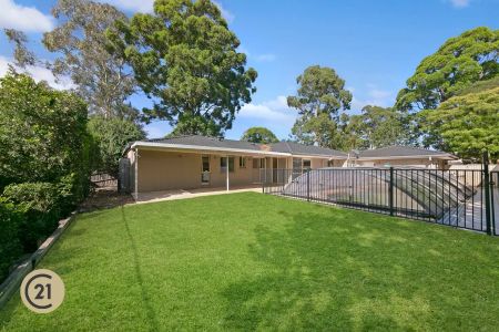 33 Franklin Road, Cherrybrook NSW 2126 - Photo 4