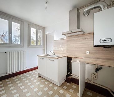 Location Appartement 3 pièces 60m² ST LO 50000 - Photo 4