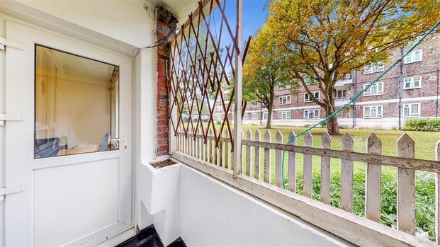 4 bedroom apartment to rent - Photo 1