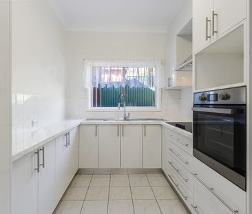 17 Pulbrook Parade, Hornsby, NSW 2077 - Photo 5