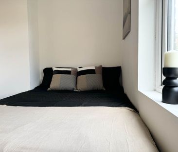 Knowle Road (room 4), Burley, Leeds - Photo 4