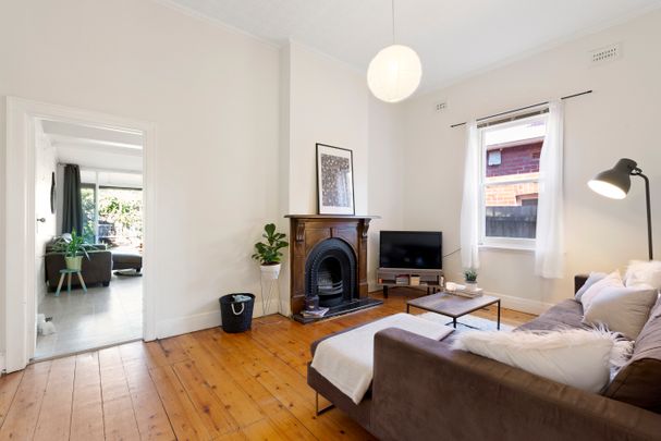 Over-sized Edwardian Home In Quiet Leafy Street Of Prahran - Photo 1