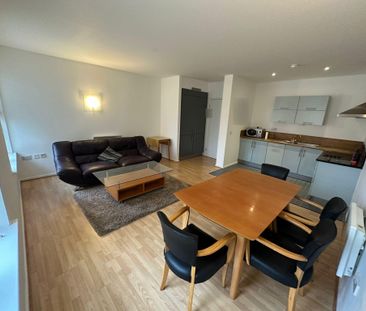 Luxury 2-Bed Riverside Apartment – Limehouse - Photo 1