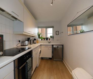 2 bedroom apartment to rent - Photo 4