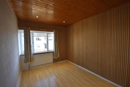 2 bedroom maisonette to rent - Photo 3