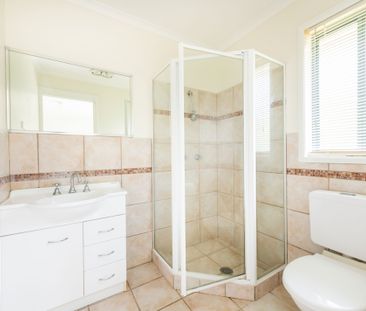 4 Unwin Avenue, Jerrabomberra - Photo 3