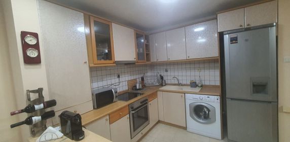 Aparrtament cu o camera de inchiriat - Fotografie 2