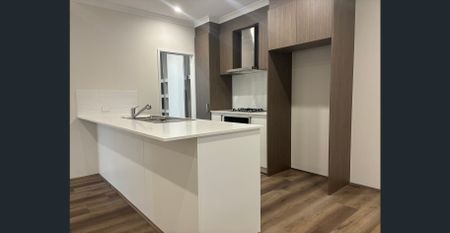 Modern, 3-Bedroom Villa in a Prime Location - Photo 4