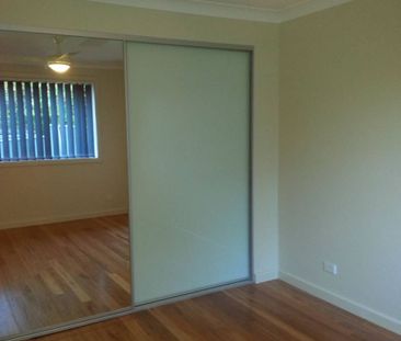 Castle Hill villa for rent - Photo 5