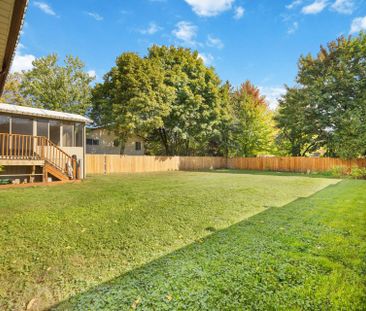 For Lease - 50 Burningham Crescent Unit# Main, Ajax, Ontario - Photo 5