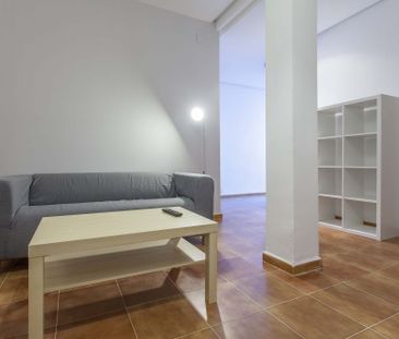 Bright single room in Ciutat Vella - Photo 3
