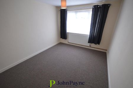 2 bedroom maisonette to rent - Photo 4