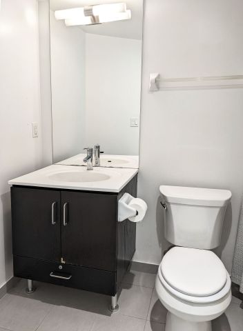 For Lease - 215 Sherway Gardens Road Unit# 707, Toronto, Ontario - Photo 3