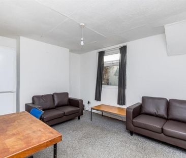 4 bedroom house share to rent - Photo 1