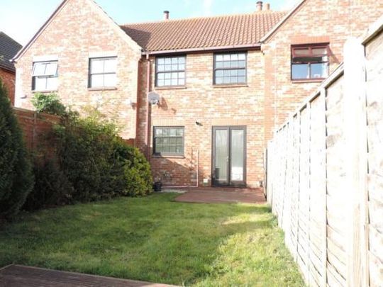 2 bedroom terraced house to rent - Photo 1