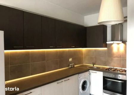 Apartament 2 camere, zona Plopilor, cu parcare - Fotografie 4