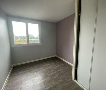 Location Appartement 3 pièces 54m² LE PLESSIS ROBINSON 92350 - Photo 2