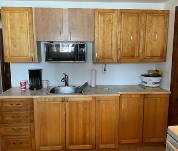 Joliette joli petit 2 1/2 à louer pour juillet - Photo 1