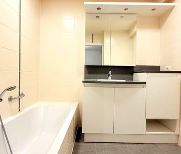 Appartement te huur in Knokke voor € 1.715 met 3 slaapkamers - Photo 3