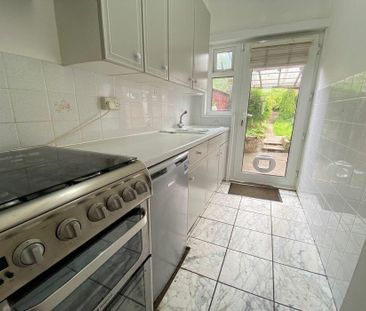 House share to rent - Photo 3