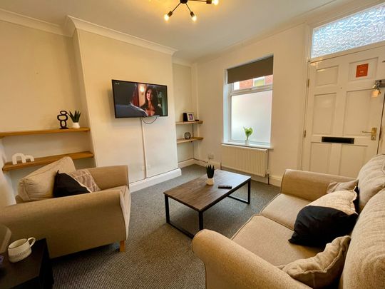 Grace Street – 2 Bed - Photo 1