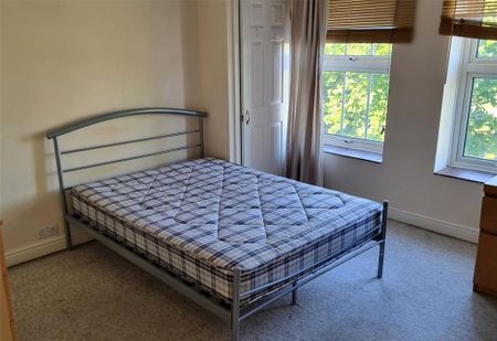 5 bedroom terraced house to rent - Photo 4