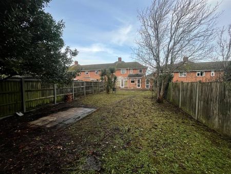 Robin Hood Road - Photo 3