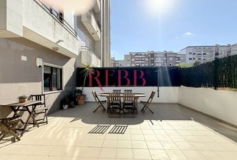 Apartamento T2 em Setúbal