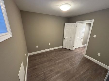 For Lease - 3320 Meadowgate Boulevard Unit# 70, London South, Ontario - Photo 5