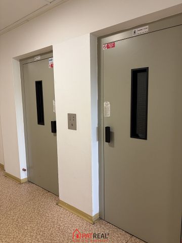 Pronájem bytu 3+1 84 m² - Fotografie 2