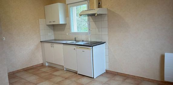 Location Appartement 2 pièce(s) de 41 m2 - Photo 2