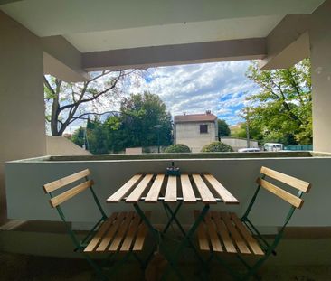 « AVIGNON EM - STUDIO MEUBLÉ 29.4M² AVEC BALCON » - Photo 6