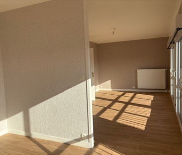 Location Appartement 5 pièces 104 m² La Châtre - Photo 6