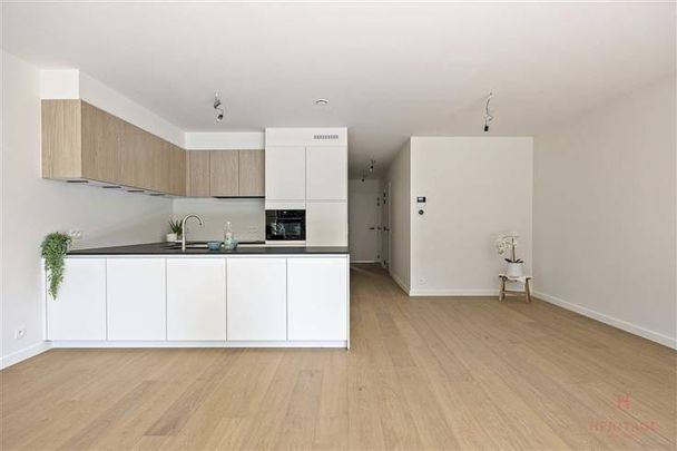 Appartement te huur - Photo 1