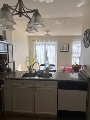 For Lease - 39 Tania Crescent, Vaughan, Ontario - Photo 3