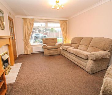 3 bedroom semi-detached house to rent - Photo 1