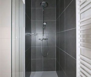 Lift, 2 slpk., terras, autostaanplaats, volle centrum te Scherpenhe... - Photo 3