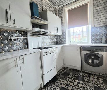 Kingsley Place - Photo 2