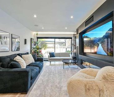 Poets Corner, Poet's Corner, W3 - Photo 3